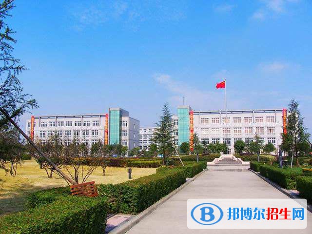 四川2023年哪個(gè)計(jì)算機(jī)學(xué)校就業(yè)好