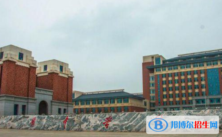 晉中學院是不是雙一流大學？