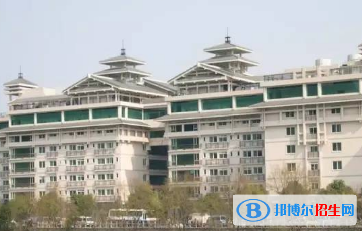 桂林學(xué)院是不是雙一流大學(xué)？
