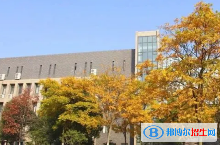 安徽藝術(shù)學(xué)院是不是雙一流大學(xué)？