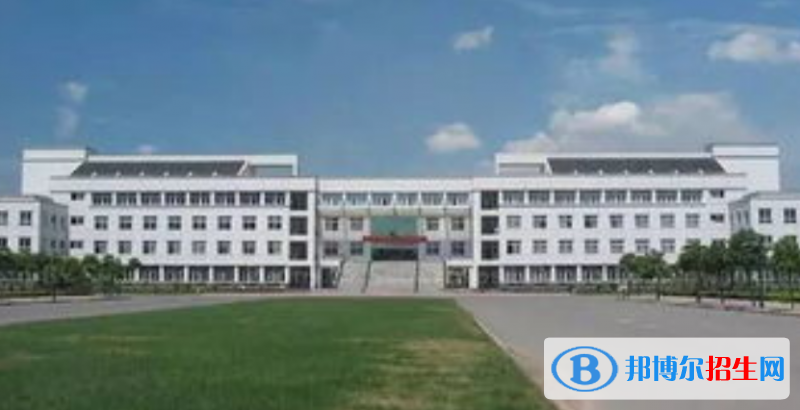 南京工業(yè)大學(xué)浦江學(xué)院是不是雙一流大學(xué)？