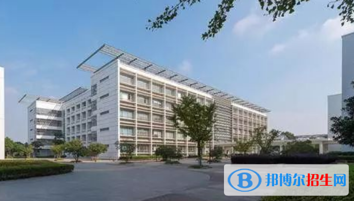 蘇州城市學(xué)院是不是雙一流大學(xué)？