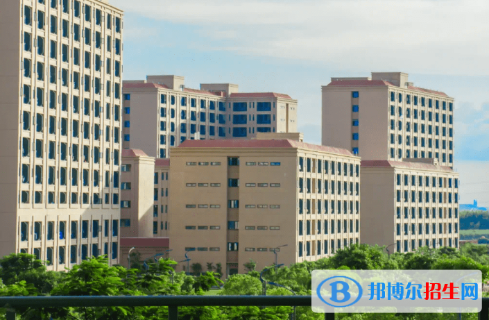 湛江科技學院是幾本？是985和211嗎？