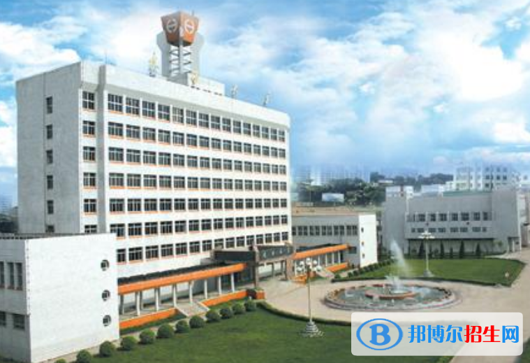 黑龍江工業(yè)學(xué)院是幾本？是985和211嗎？
