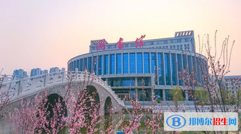 河南開封科技傳媒學(xué)院是幾本？是985和211嗎？