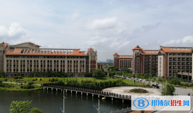 北部灣大學(xué)是幾本？是985和211嗎？