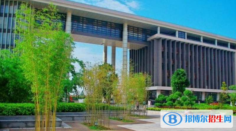 福建工程學(xué)院是幾本？是985和211嗎？