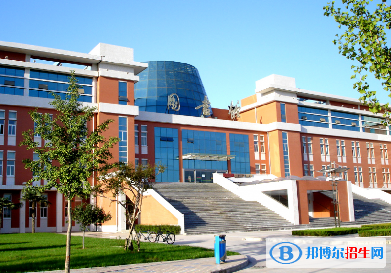 貴陽信息科技學(xué)院是幾本？是985和211嗎？