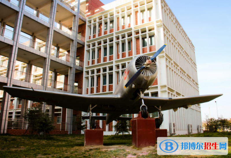 鄭州航空工業(yè)管理學(xué)院是幾本？是985和211嗎？