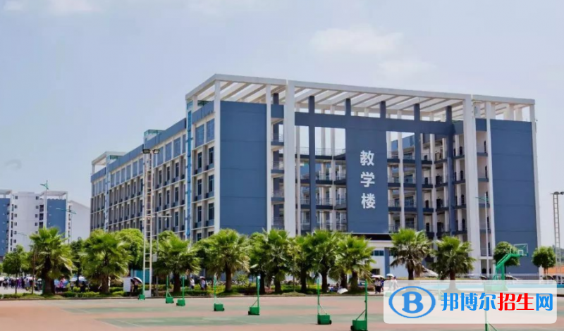 南寧師范大學(xué)師園學(xué)院是幾本？是985和211嗎？