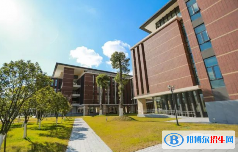 溫州肯恩大學(xué)是幾本？是985和211嗎？