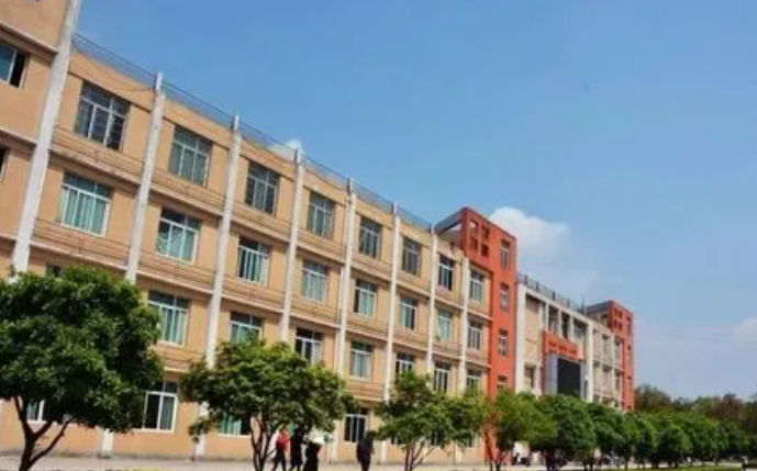 2023宜賓公辦計(jì)算機(jī)學(xué)校有哪些 宜賓公辦計(jì)算機(jī)學(xué)校名單一覽表