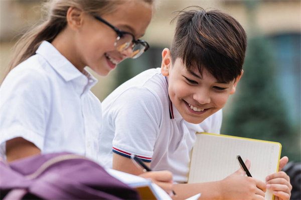 岳陽開設(shè)幼兒保育專業(yè)的中專學(xué)校名單一覽表