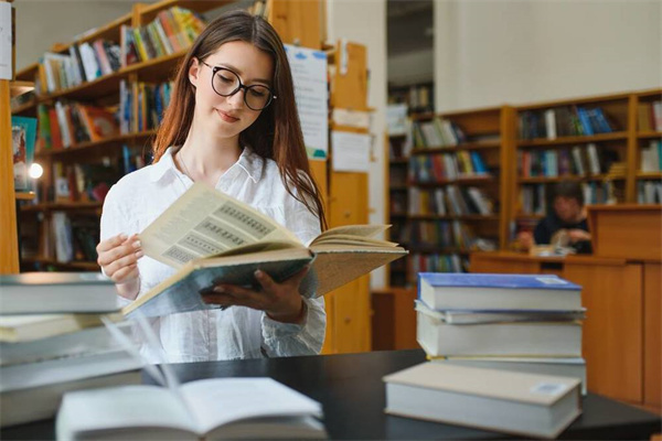 往年高考多少分可以上河南財經(jīng)政法大學？（2023年參考）