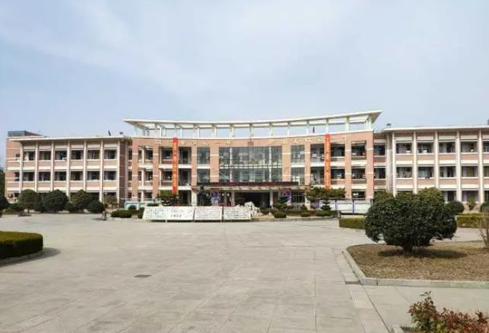 江蘇省贛榆高級中學(xué)地址，乘車路線