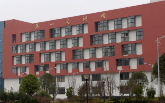 2023遵義排名前八的機電學(xué)校名單