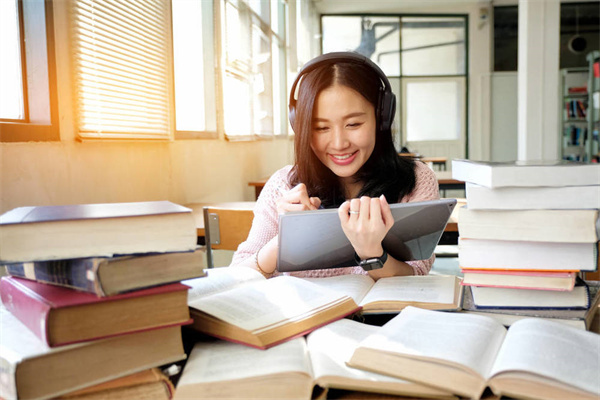 成都現(xiàn)代職業(yè)技術學校計算機軟件專業(yè)介紹