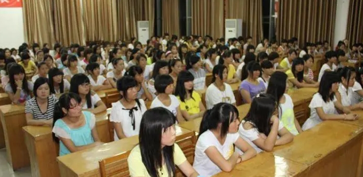 廣東2024年中專女孩子學什么專業(yè)