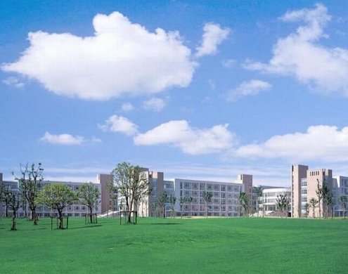 2024年上海工程技術(shù)大學(xué)多少錢