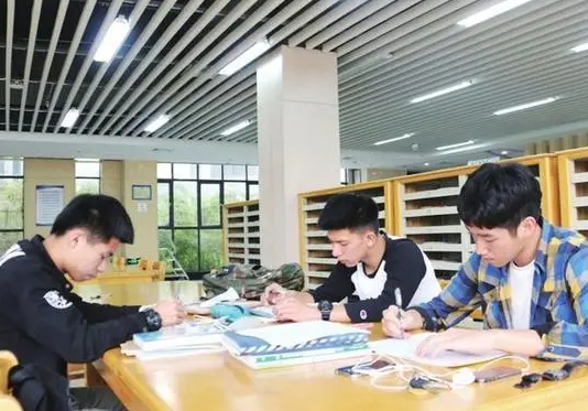 2024湖南高考剛過本科線怎么辦？高考志愿填報技巧