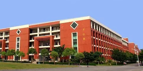 云南2024年哪些大學(xué)有鐵路學(xué)校大專(zhuān)