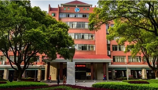 重慶市文理學(xué)院附屬中學(xué)校怎么樣、好不好