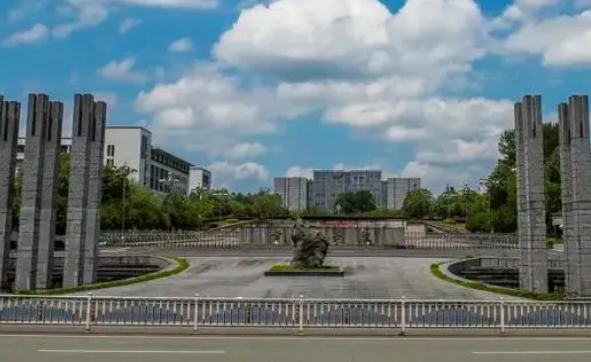 2024年文科二本線最低的公辦大學(xué)有哪些？附各省二本大學(xué)名單