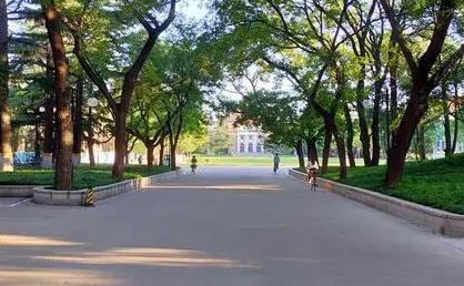 蕪湖機(jī)械工程學(xué)校召開2023-2024學(xué)年度第二學(xué)期工作總結(jié)大會