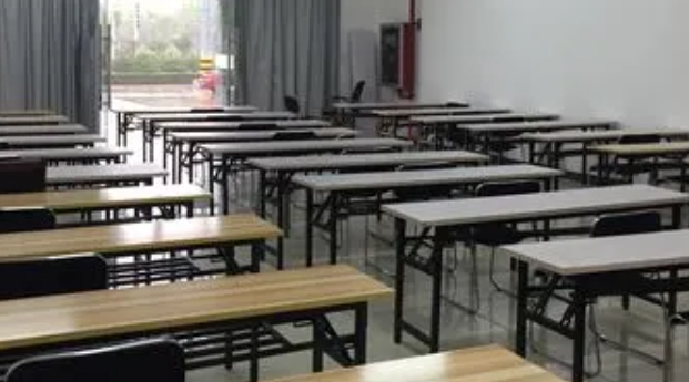 河北省信息工程學(xué)校黨委會(huì)落實(shí)推進(jìn)年度黨建工作