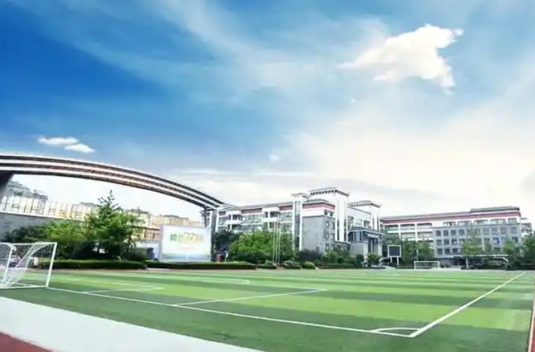 2025四川省成都市西北中學(xué)多少錢(qián)(學(xué)費(fèi)明細(xì))